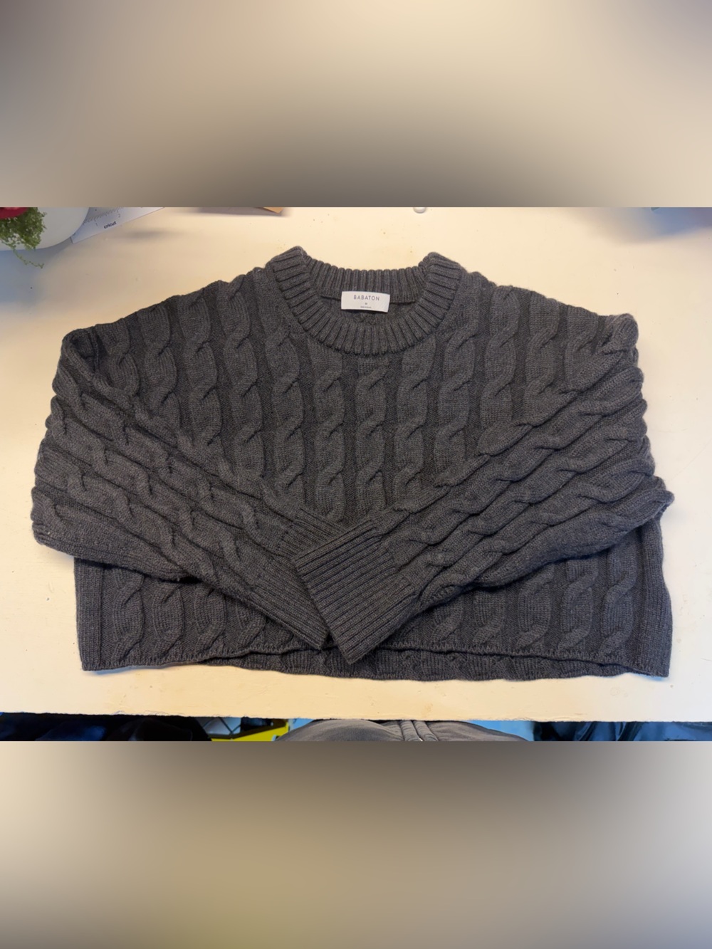 Aritzia Babaton Cropped Cable Knit Sweater 100% Wool Women Size M, NWOT